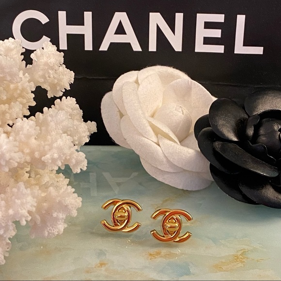 CHANEL Jewelry - CHANEL Iconic Turnlock Earrings